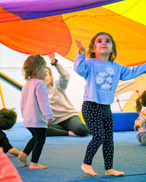 Families mid-class at Supa Tots